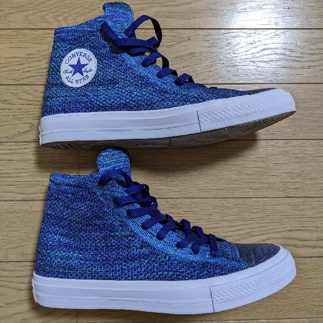 CHUCK TAYLOR ALL STAR x NIKE FLYKNIT HI 1