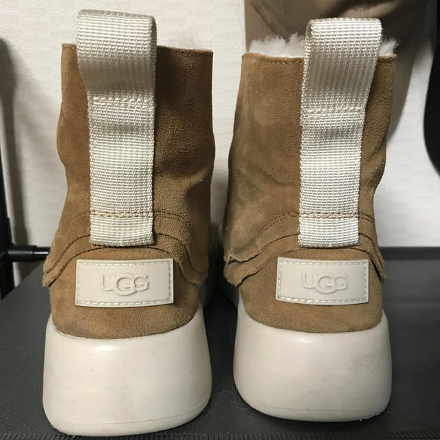 UGG クラシックブームブーツ