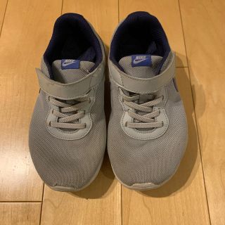 ナイキ(NIKE)のナイキ　キッズスニーカー22(スニーカー)