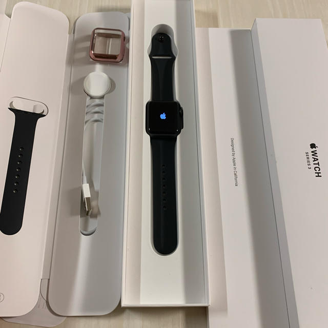 腕時計(デジタル)apple watch series3