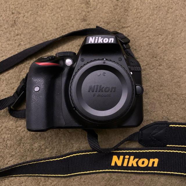 【再値下げしました】Nikon D3300 ダブルズームレンズキットスマホ/家電/カメラ