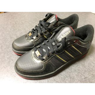 アディダス(adidas)のadidas  スニーカー(スニーカー)