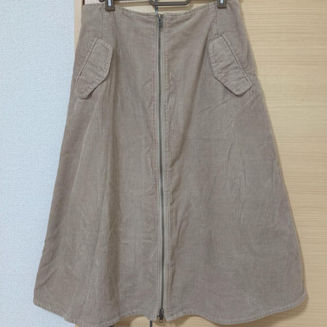KBF(ケービーエフ)のKBF ジップ付きコーデュロイスカート レディースのスカート(ロングスカート)の商品写真