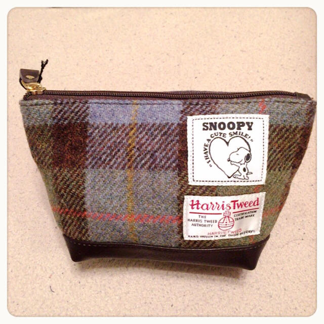 Harris Tweed しまむら ハリス スヌーピー ポーチの通販 By ゆう S Shop ハリスツイードならラクマ