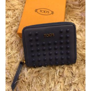 トッズ(TOD'S)のSALE！ Tods トッズジップコンパクト(財布)