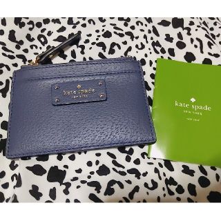 ケイトスペードニューヨーク(kate spade new york)の【新品未使用】kate spade new york ネイビーのカードケース(名刺入れ/定期入れ)