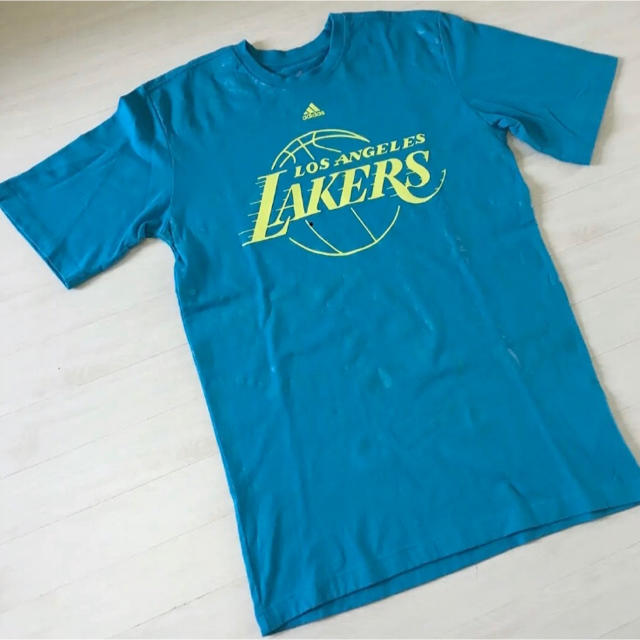 adidas(アディダス)のadidas LAKERS NBA メンズのトップス(Tシャツ/カットソー(半袖/袖なし))の商品写真