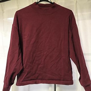 ユニクロ(UNIQLO)のモックネックTシャツ(Tシャツ(長袖/七分))