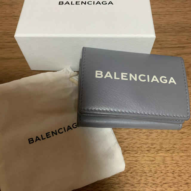 BALENCIAGA ミニ　財布三つ折り