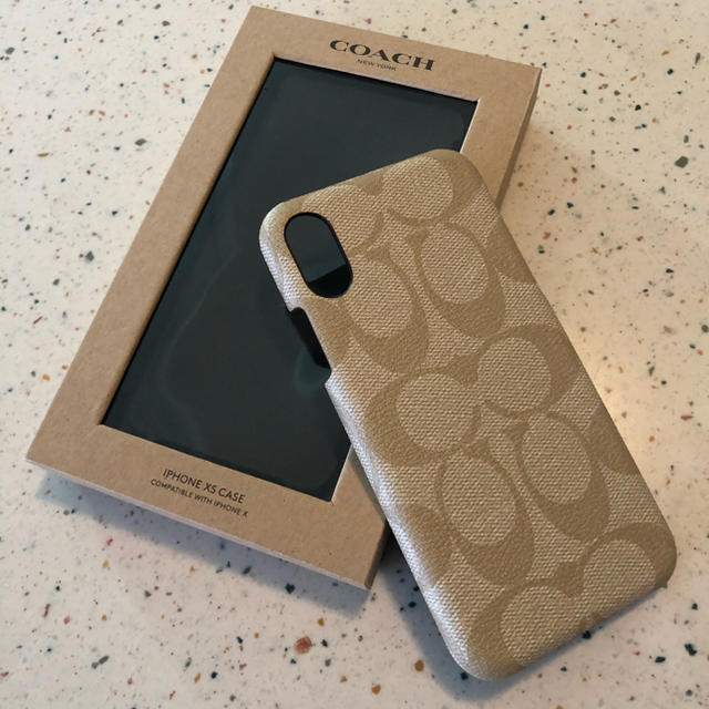 COACH(コーチ)の【coach★新品】iPhoneX ベージュ スマホ/家電/カメラのスマホアクセサリー(iPhoneケース)の商品写真