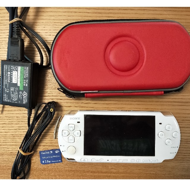 PlayStation Portable(プレイステーションポータブル)のpsp-3000　セット エンタメ/ホビーのゲームソフト/ゲーム機本体(携帯用ゲーム機本体)の商品写真