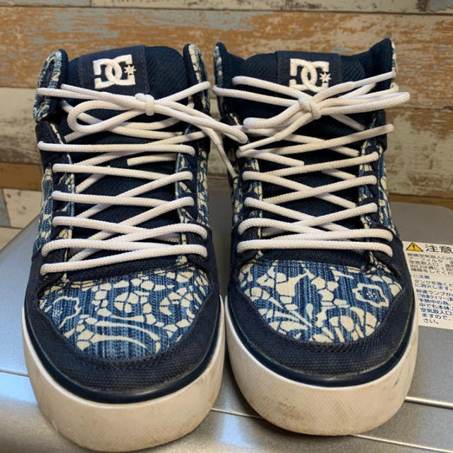 DC SHOES(ディーシーシューズ)のDC SHOES☆スニーカー☆23cm☆レディース☆DCシューズ レディースの靴/シューズ(スニーカー)の商品写真