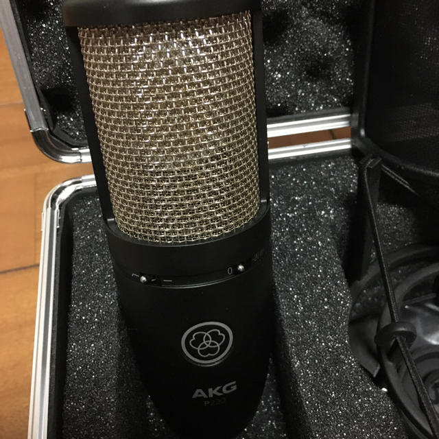 AKG P220 コンデンサーマイク おまけ付き 専用-