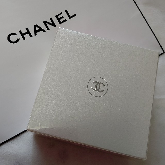 CHANEL(シャネル)の【ひー22 様】シャネル チャンス オー タンドゥル ボディ クリーム 200g コスメ/美容のボディケア(ボディクリーム)の商品写真