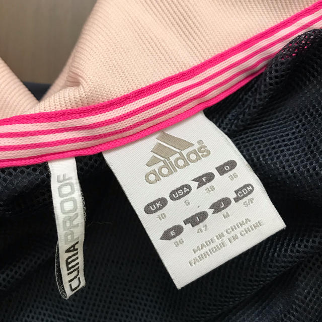adidas(アディダス)のみっちゅ様  アディダス ウィンドブレーカー 上下セット レディースのジャケット/アウター(ナイロンジャケット)の商品写真
