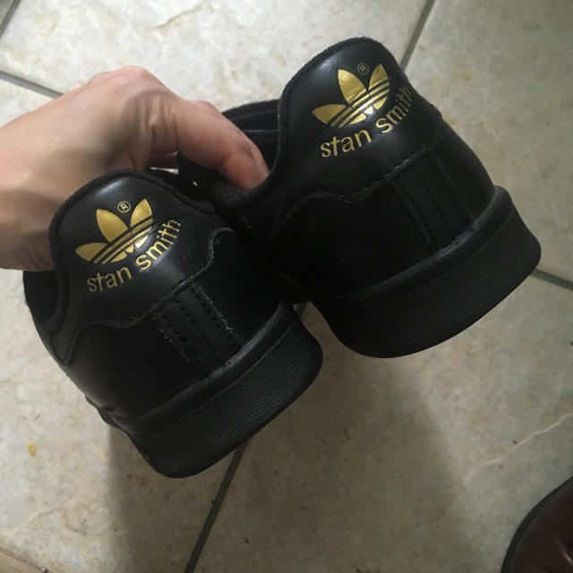 adidas(アディダス)のadidas スタンスミス stanSmith 24cm ブラック ベルクロ レディースの靴/シューズ(スニーカー)の商品写真