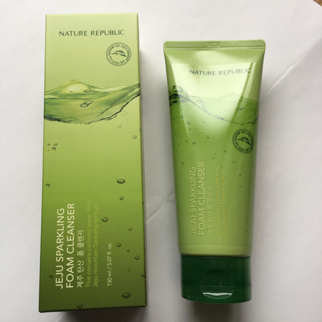 NATURE REPUBLIC(ネイチャーリパブリック)のNature republic  洗顔フォーム　新品 コスメ/美容のスキンケア/基礎化粧品(洗顔料)の商品写真