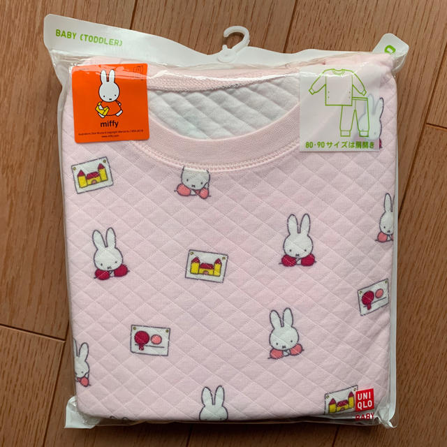 UNIQLO(ユニクロ)のパジャマ　110 キッズ/ベビー/マタニティのキッズ服女の子用(90cm~)(パジャマ)の商品写真