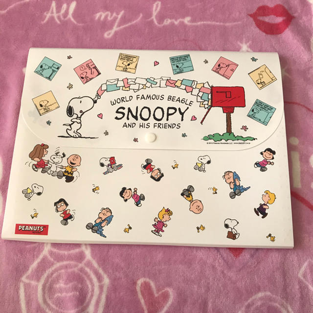 SNOOPY(スヌーピー)のSNOOPY書類ケース インテリア/住まい/日用品の文房具(ファイル/バインダー)の商品写真