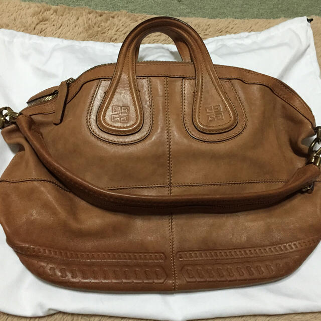 送料無料/新品】 GIVENCHY - セール♡GIVENCHY ジバンシー
