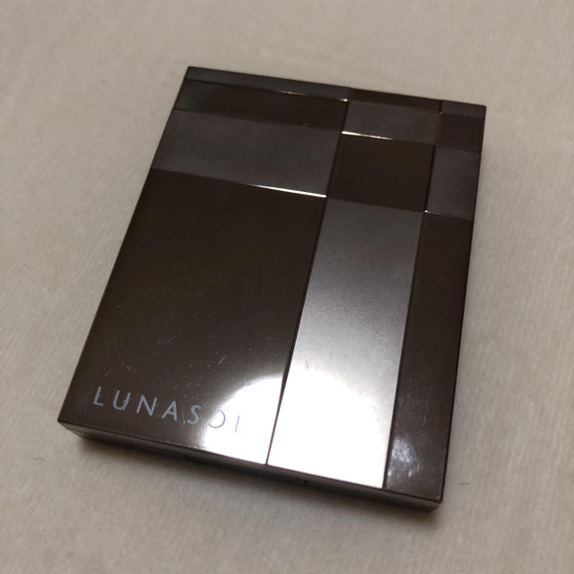 LUNASOL(ルナソル)のLUNASOL スリーディメンショナルアイズ コスメ/美容のベースメイク/化粧品(アイシャドウ)の商品写真