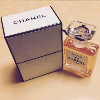 シャネル(CHANEL)のCHANEL💗香水💗5番💗7ml(香水(女性用))