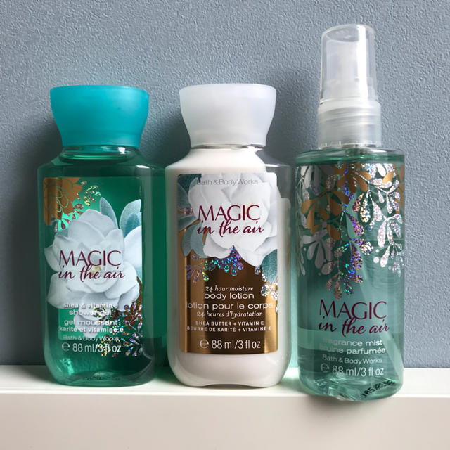 Bath & Body Works(バスアンドボディーワークス)のBath & Body Works シャワージェル ローション ミスト3個セット コスメ/美容のボディケア(ボディローション/ミルク)の商品写真