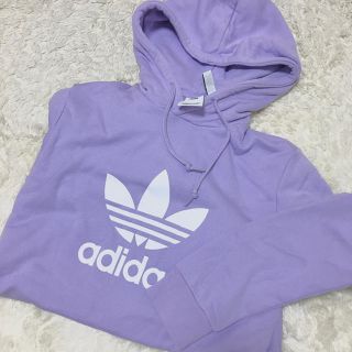 アディダス(adidas)のadidas パーカー(パーカー)