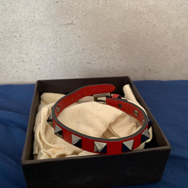 特別セーフ 【新品・未使用】valentino ブレスレット asahigaoka