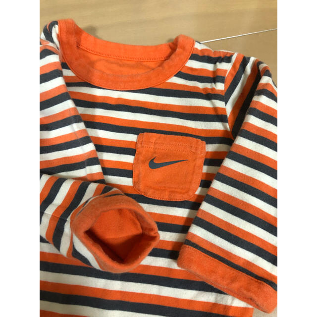 NIKE(ナイキ)の【専用です】NIKE  キッズ長袖Tシャツ   90センチ  キッズ/ベビー/マタニティのキッズ服男の子用(90cm~)(Tシャツ/カットソー)の商品写真