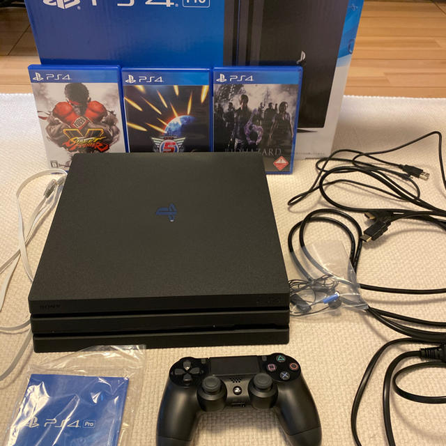 PlayStation4 Pro 本体  CUH-7000BB01 プレステ4