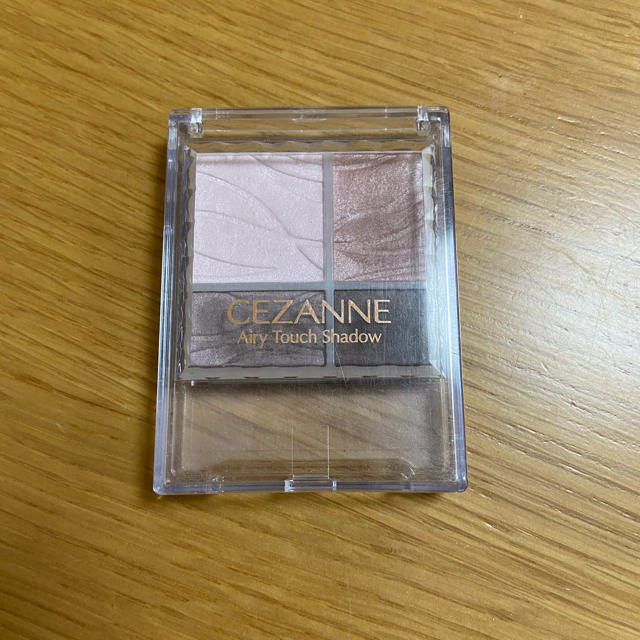 CEZANNE（セザンヌ化粧品）(セザンヌケショウヒン)のセザンヌ　エアリータッチシャドウ03 モーヴピンク コスメ/美容のベースメイク/化粧品(アイシャドウ)の商品写真