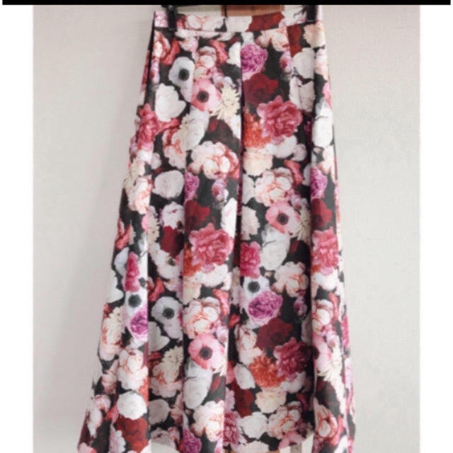 ✨ Glossy flower スカート 3