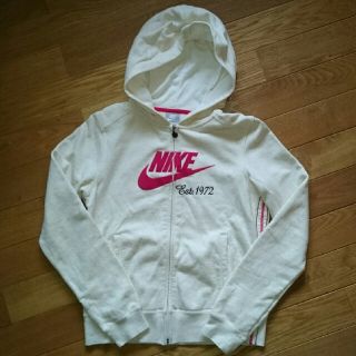 ナイキ(NIKE)のNIKE ✨ パーカー Ｌ(パーカー)