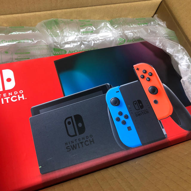 【新品未開封】  Nintendo Switch ネオン