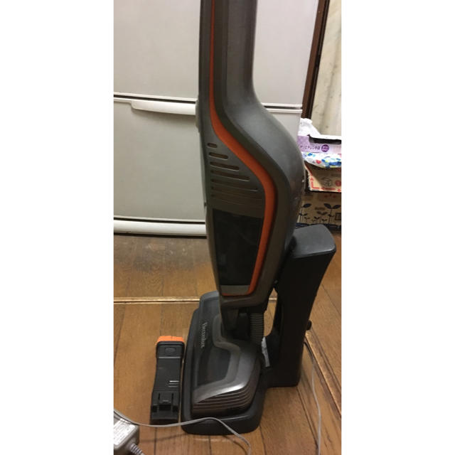 Electrolux(エレクトロラックス)のエレクトロラックス サイクロン式スティック＆ハンディクリーナー ZB3013 スマホ/家電/カメラの生活家電(掃除機)の商品写真