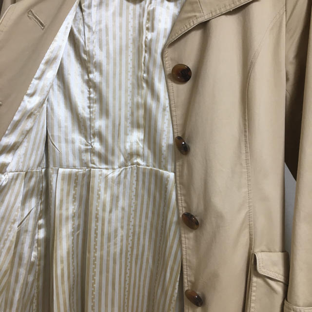【処分の為、大幅値下げ】トレンチコート ベージュ レディースのジャケット/アウター(スプリングコート)の商品写真