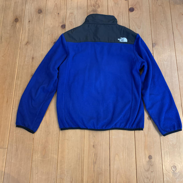 THE NORTH FACE(ザノースフェイス)のノースフェイス　フリース　子供用　サイズ140 キッズ/ベビー/マタニティのキッズ服男の子用(90cm~)(ジャケット/上着)の商品写真