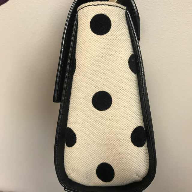 kate spade new york(ケイトスペードニューヨーク)のケイトスペード　ドット柄ショルダーバッグ レディースのバッグ(ショルダーバッグ)の商品写真