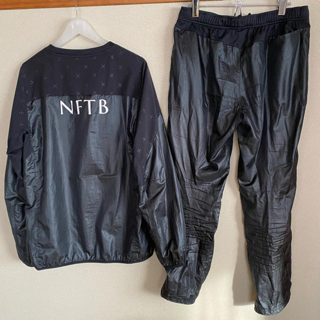 NIKE(ナイキ)のナイキ NIKE ピステ 上下 ブラック Lサイズ NFTB 即日発送 スポーツ/アウトドアのサッカー/フットサル(ウェア)の商品写真