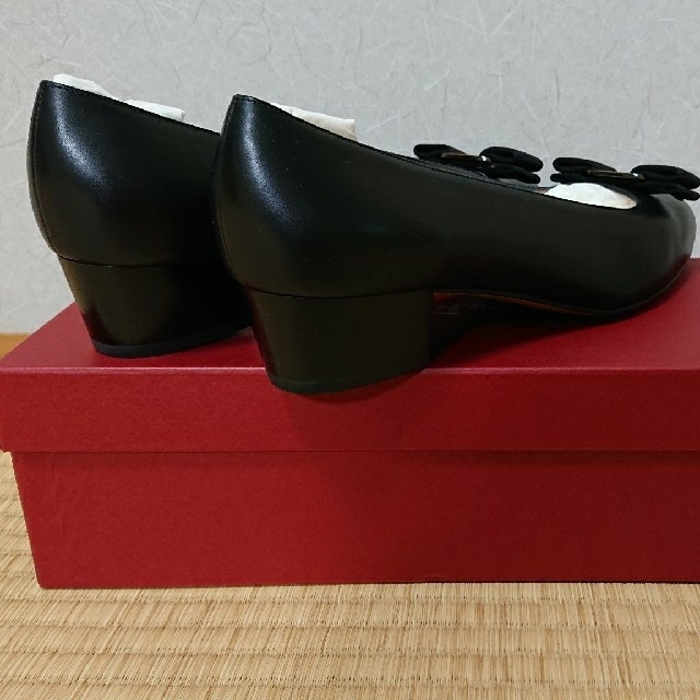 Salvatore Ferragamo(サルヴァトーレフェラガモ)のパンプス レディースの靴/シューズ(ハイヒール/パンプス)の商品写真