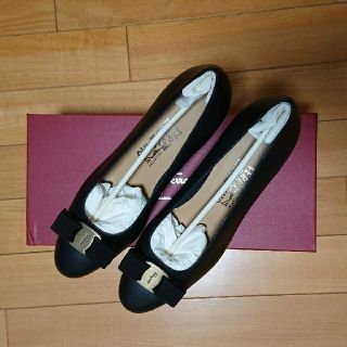 サルヴァトーレフェラガモ(Salvatore Ferragamo)のパンプス(ハイヒール/パンプス)