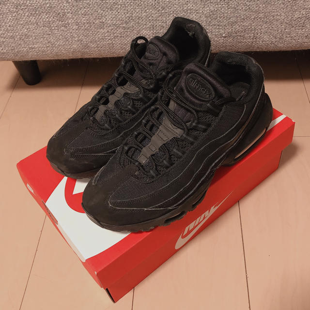 NIKE(ナイキ)のNIKE AIRMAX95  Black メンズの靴/シューズ(スニーカー)の商品写真