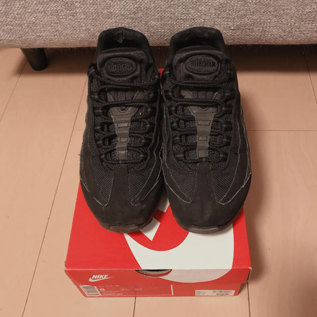 NIKE(ナイキ)のNIKE AIRMAX95  Black メンズの靴/シューズ(スニーカー)の商品写真