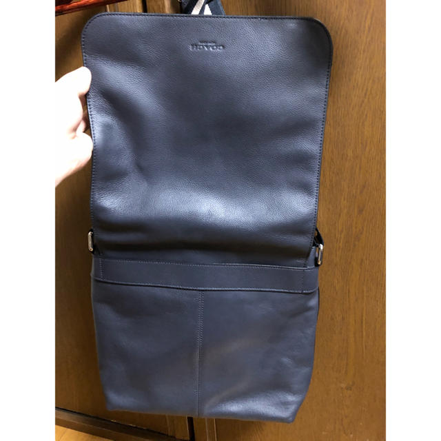 超美品　COACH メンズ　ショルダーバック　メッセンジャー　本革　F72362