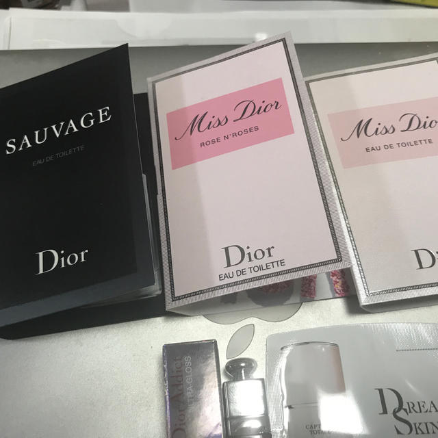 Christian Dior(クリスチャンディオール)のディオール　ミスディオール　ローズ&ローズ他 コスメ/美容の香水(香水(女性用))の商品写真