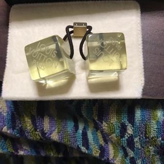 ヴィトン(LOUIS VUITTON) ヘアアクセサリーの通販 8点 | ルイヴィトン