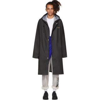 バレンシアガ(Balenciaga)のvetements レインコート 18aw(レインコート)