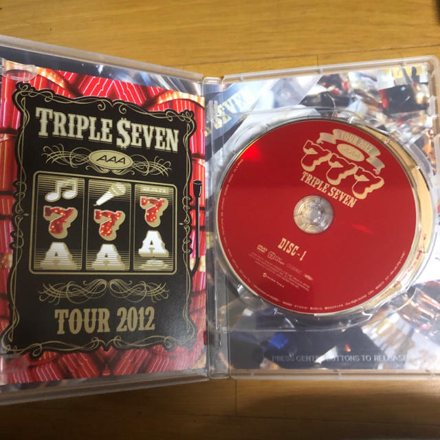 AAA(トリプルエー)のAAA TOUR2012 777 TRIPLESEVEN エンタメ/ホビーのDVD/ブルーレイ(ミュージック)の商品写真