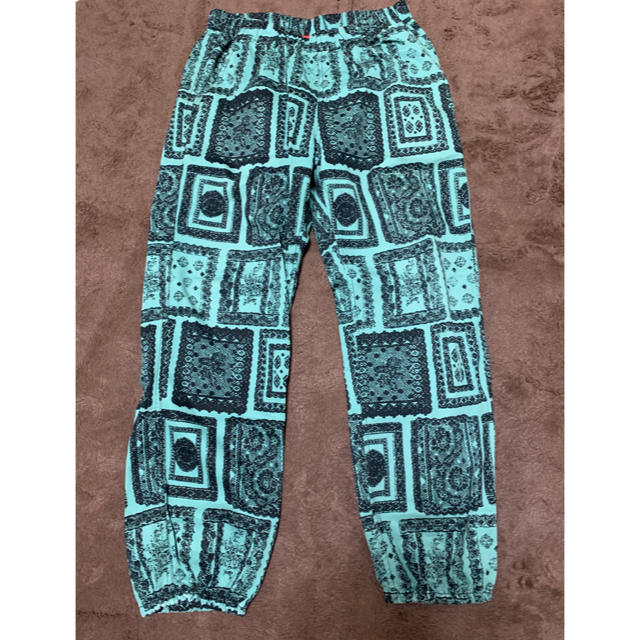 Supreme(シュプリーム)のS laces pant green supreme メンズのパンツ(その他)の商品写真